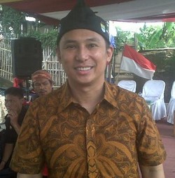 Nico Siahaan Acungi Jempol Aturan Denda Sampah di Kota Bandung