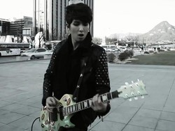 Jungmo TRAX Bawakan At Gwanghwamun Kyuhyun Versi Rock