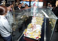 Jokowi Kunjungi Perusahaan Pembuat Kapal di Korsel