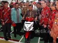 JK Resmikan Pabrik AHM di Karawang