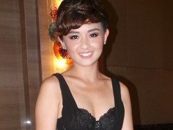 Joanna Alexandra, Hindari Cerai Hingga Tambah Anak