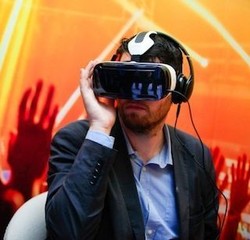 Samsung Ingatkan Efek Samping Gear VR