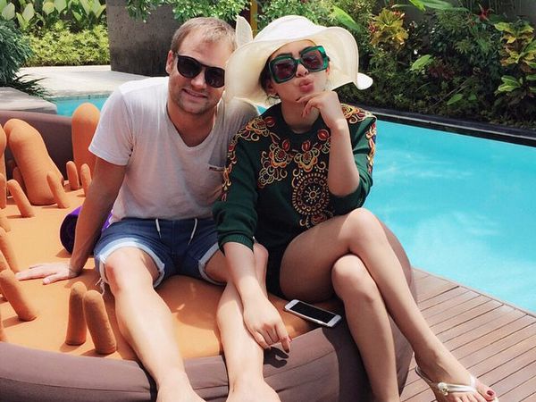 Aw Aw, Syahrini dan Dash Berlin Intim di Bali