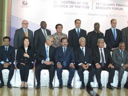 OJK Ajak IFSB Pantau Sektor Keuangan Syariah non Bank