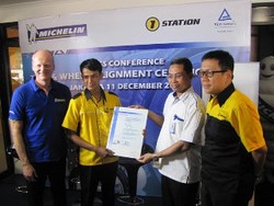 5 Teknisi One Station Dapat Sertifikasi Internasional
