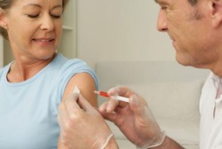 Mencegah Lebih Baik daripada Mengobati, Yuk Ajak Orang Tua Vaksinasi!