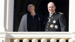 Raja Monako Dikaruniai Bayi Kembar Putra dan Putri