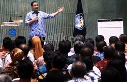 Anies Jelaskan Soal Penghentian Kurikulum 2013 dari Sisi Cost-Benefit
