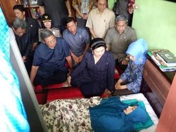 Pejuang Pendidikan Ibu Guru Een Sukaesih Asal Sumedang Meninggal Dunia