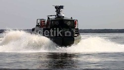 Ini Spesifikasi Kapal Cepat Komando Ditbekang TNI AD yang Nyangkut di Tol