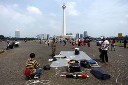 Ahok Pastikan Pedagang di IRTI Monas Bisa Kembali Berjualan