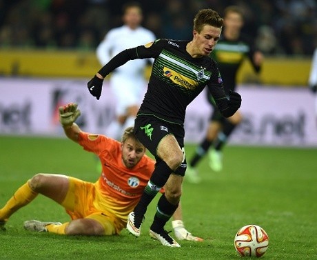Gladbach Juarai Grup A, Villarreal Runner-up