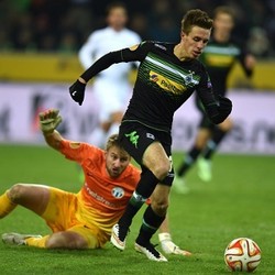 Gladbach Juarai Grup A, Villarreal Runner-up