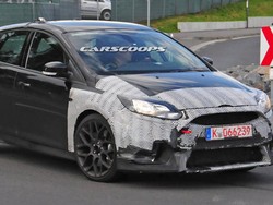 Ford Focus RS Terbaru Lebih Dahsyat Ketimbang Mustang