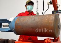 Menengok Pabrik Bom Pesawat Sukhoi di Malang