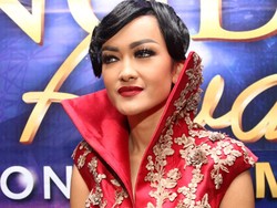 Jupe Akhirnya Akui Ditinggal Gaston Karena Penyakitnya