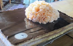 White Chocolate Crown Cantik untuk Hiasan Cake Bisa Dibuat dengan Langkah Ini