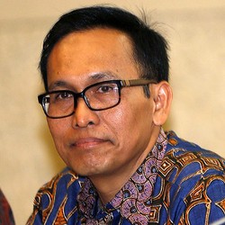 Pesan Khusus Rini Soemarno Saat Temui Dirut baru Garuda