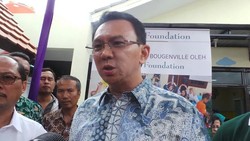Cerita Ahok Ogah Razia PSK yang Mangkal di Jalan