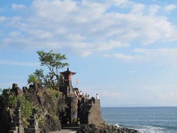 Memeras Pengusaha Memanfaatkan Indahnya Kawasan Wisata di Lombok Barat