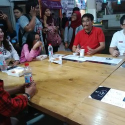 Blusukan ke Pasar Santa, Cawagub DKI Djarot Dengar Curhat Anak Muda