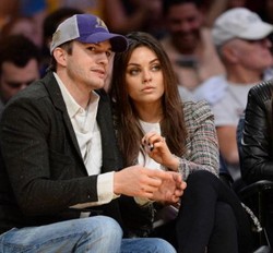 Ashton Kutcher Berbagi Kebahagiaan Jadi Ayah dan Urus Bayi Tanpa Pengasuh