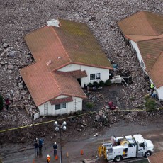Badai Pasifik Picu Tornado, Tanah Longsor dan Banjir di California