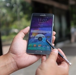 Samsung Bakal Rilis Note 4 dengan Snapdragon 810?