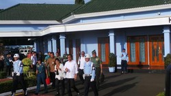 Naik Pesawat CN-295, Jokowi Berangkat ke Banjarnegara dari Lanud Halim