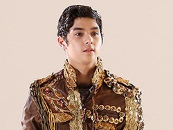 Ahmad Dhani Kawinkan Al dengan Penyanyi Malaysia