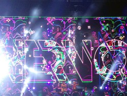Nervo Tampil Meriah Warna-Warni di Panggung Utama DWP 2014