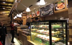 The Coffee Bean and Tea Leaf Beanstro Kini Hadir di Kota Kasablanka