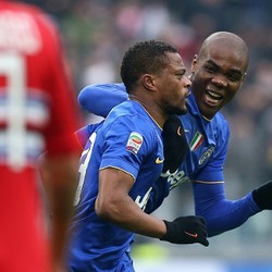 Senang Bisa Cetak Gol, tapi Evra Kecewa Hasil Imbang