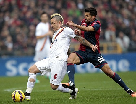 Kalahkan Sepuluh Pemain Genoa 1-0, Roma Tipiskan Jarak dengan Juve