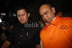 KPK Sebut Suap Annas Berawal dari Revisi SK Kemenhut, Ada yang Terlibat?