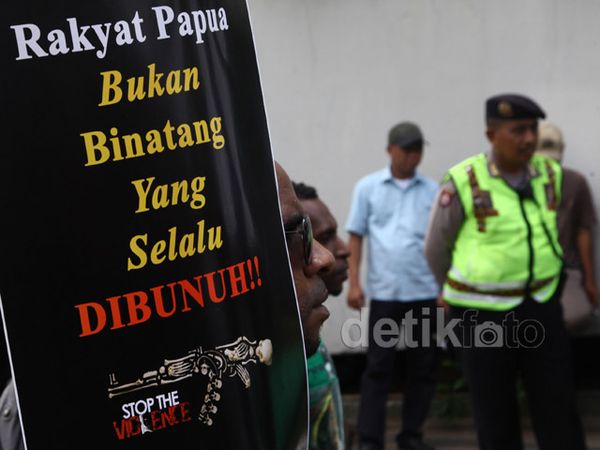 Menuntut Penembakan di Papua Diusut