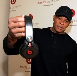 Apple Bikin Dr. Dre Jadi Musisi Paling Tajir