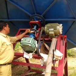 Jadi Rebutan Warga, Alat Pengolah Pupuk Bantuan Pemerintah ini Rusak