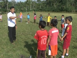Riangnya Anak-anak Korban Longsor Banjarnegara Ikuti Pemulihan Trauma