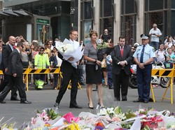 Tony Abbott Kunjungi Lokasi Penyanderaan, Sampaikan Duka Bagi Para Korban