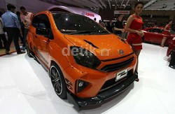 Rupiah Melemah, Toyota Bersiap Naikkan Harga Mobil