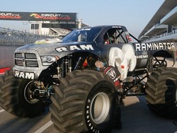 Pikap Monster Tercepat di Dunia