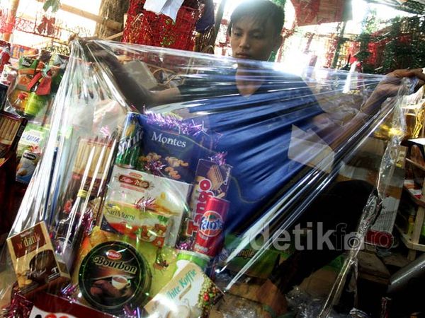 Jelang Natal, Pedagang Parsel Mulai Bermunculan Jelang Natal, Pedagang Parsel Mulai Bermunculan