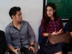 Takut dengan Status Janda, Fairuz Belum Pikirkan Pendamping Baru