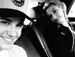 Justin Bieber Jawab Rumor Pacaran dengan Model Cantik