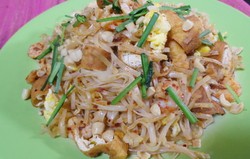 Nyam! Gurih Pedas Pad Thai  untuk Santap Siang