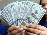 Dolar Dekati Rp 12.900