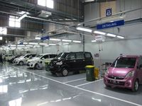Melihat Pusat Perbaikan Bodi Mobil Suzuki