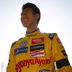 Sean Gelael Bersiap Tampil di Formula Renault 3.5