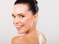 Ingin Kulit Kencang dan Mulus? Rajinlah Makan Apel, Tomat dan Kedelai (1)